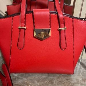 Red elbow/shoulder bag